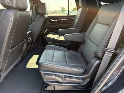 Used 2024 GMC Yukon Denali w/ Max Trailering Package AWD/4WD image 18