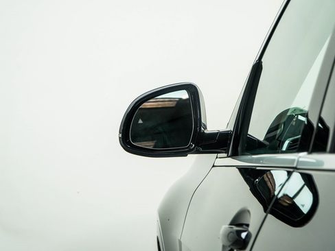 Used 2022 BMW X7 xDrive40i w/ Premium Package image 14