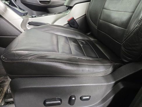 Used 2013 Ford Escape SEL AWD/4WD image 30