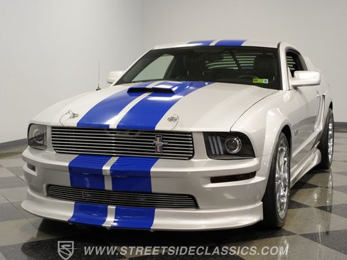 Used 2007 Ford Mustang GT RWD image 19
