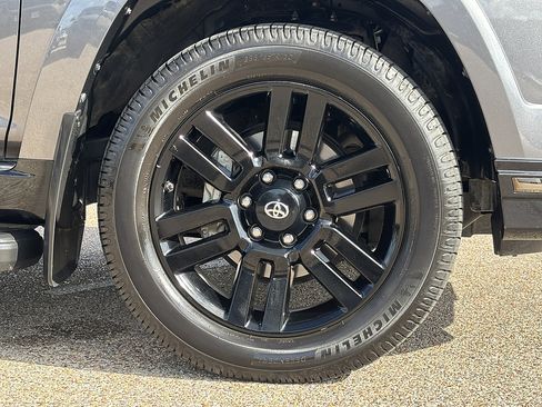 Certified 2021 Toyota 4Runner Nightshade AWD/4WD image 9
