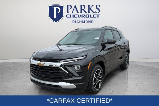 Used 2025 Chevrolet TrailBlazer LT FWD image 3