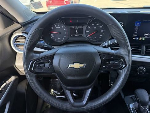 Certified 2024 Chevrolet Trax LS image 14