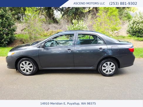 Used 2010 Toyota Corolla LE FWD image 2