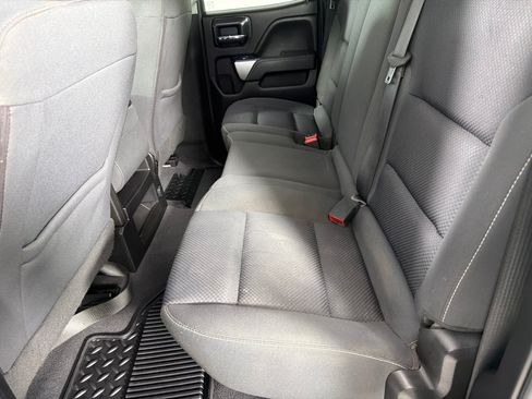 Used 2019 Chevrolet Silverado 1500 LT AWD/4WD image 16