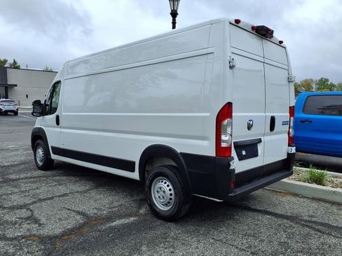 Used 2025 RAM ProMaster 2500 w/ Convenience Group FWD image 6