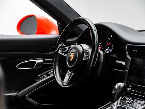 Used 2018 Porsche 911 Carrera 4S image 49