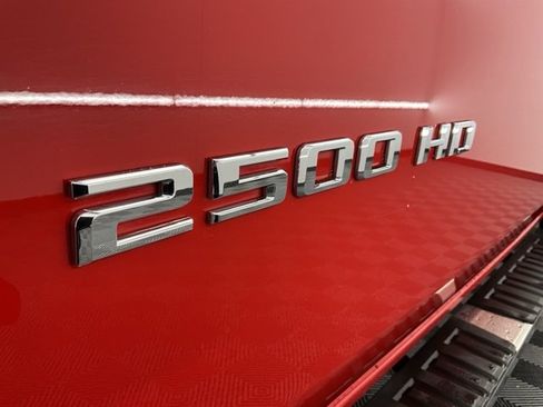 Used 2021 Chevrolet Silverado 2500 LT w/ Convenience Package image 22