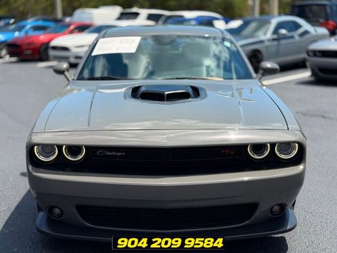 Used 2017 Dodge Challenger R/T Scat Pack RWD image 12