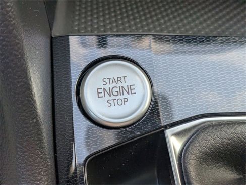 New 2026 Volkswagen Taos S image 39