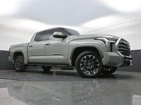 Used 2024 Toyota Tundra Limited w/ Power Package AWD/4WD image 28