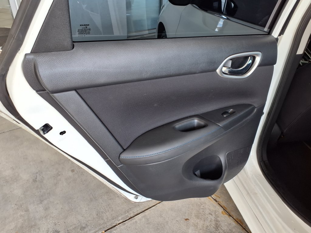 Used 2019 Nissan Sentra SR FWD image 10