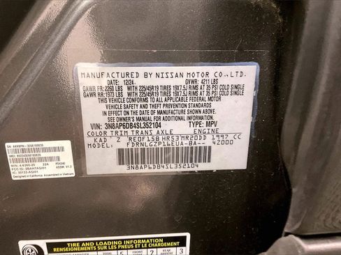 Certified 2025 Nissan Kicks SR image 26