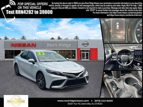 Used 2023 Toyota Camry SE FWD image 1