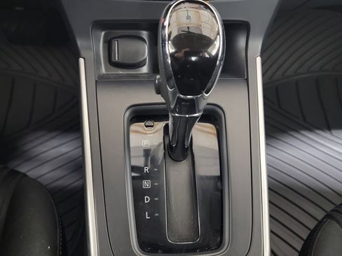 Used 2018 Nissan Sentra SV w/ Protection Package image 18