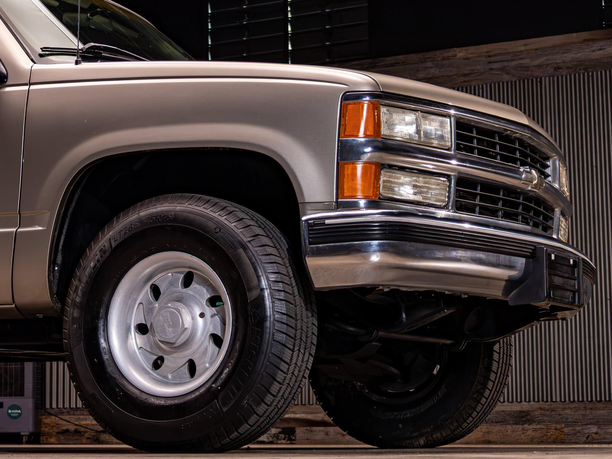 Used 1998 Chevrolet Silverado 2500 2WD Extended Cab w/ Preferred Equipment Group 2 image 11