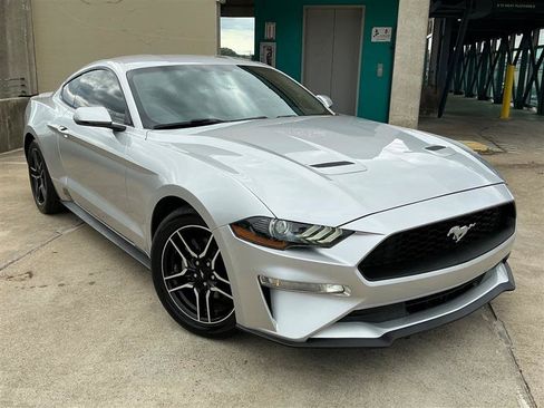 Used 2019 Ford Mustang Premium RWD image 7