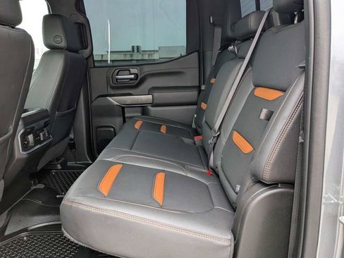 Used 2022 GMC Sierra 1500 AT4 w/ AT4 Preferred Package image 14