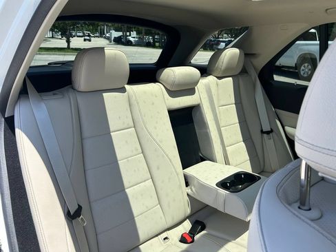 Used 2024 Mercedes-Benz GLE 450 4MATIC image 49