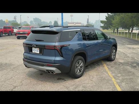 Certified 2024 Chevrolet Traverse LT AWD/4WD image 36