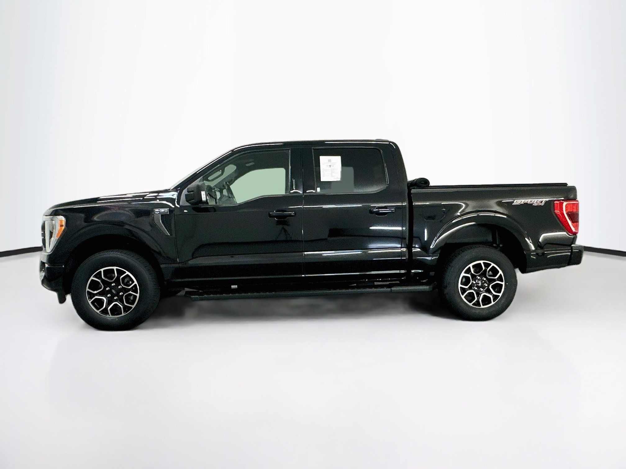 Used 2023 Ford F150 XLT w/ Equipment Group 302A High AWD/4WD image 4