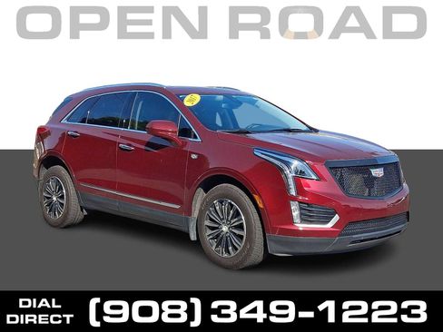 Used 2017 Cadillac XT5 Luxury w/ Driver Awareness Package AWD/4WD image 1