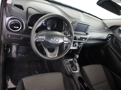 Used 2018 Hyundai Kona SE AWD/4WD image 16
