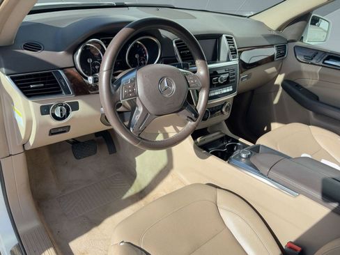 Used 2013 Mercedes-Benz ML 350 2WD image 24