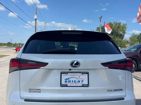 Used 2020 Lexus NX 300h AWD w/ Comfort Package image 3