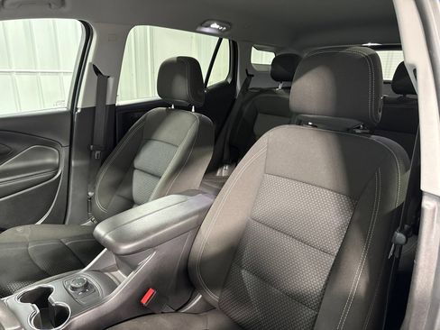 Used 2024 GMC Terrain SLE FWD image 20