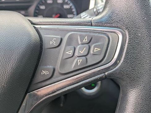 Used 2018 Chevrolet Equinox LS FWD image 18