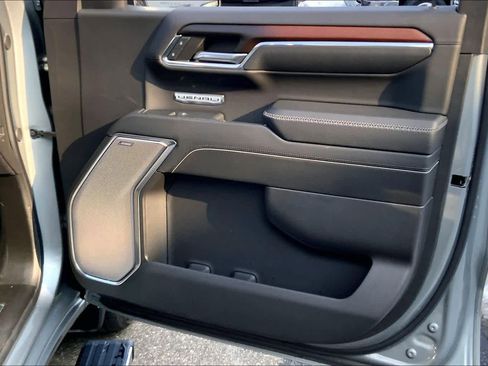 Used 2024 GMC Sierra 1500 Denali w/ Denali Reserve Package image 23