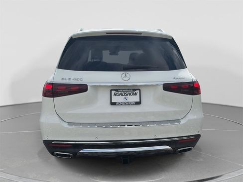 Used 2024 Mercedes-Benz GLS 450 4MATIC image 4