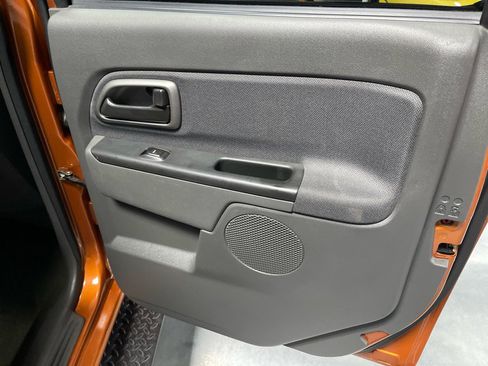 Used 2005 Chevrolet Colorado LS image 37