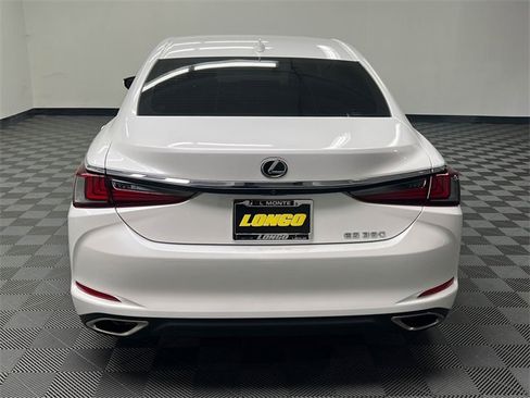 Certified 2025 Lexus ES 350 w/ Accessory Package (Z2) image 6
