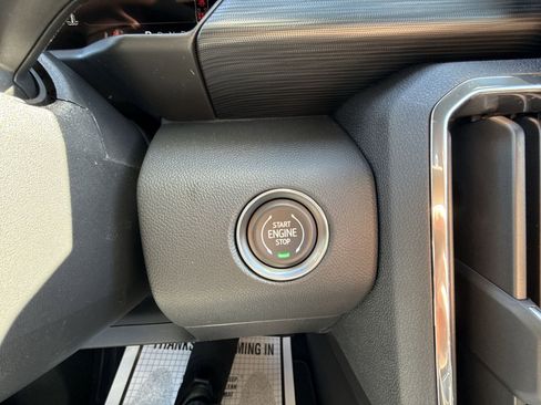 New 2025 GMC Acadia Elevation w/ Super Cruise Package image 17