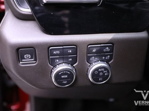 Used 2022 GMC Sierra 1500 SLT w/ X31 Off-Road Package image 16