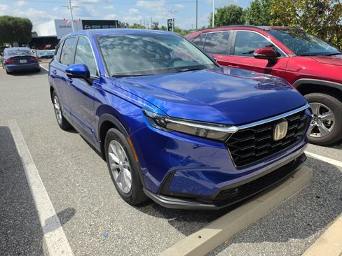 Used 2023 Honda CR-V EX-L image 1