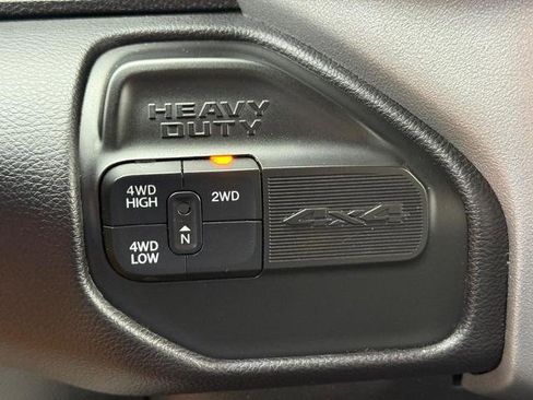 Used 2024 RAM 2500 Big Horn AWD/4WD image 16