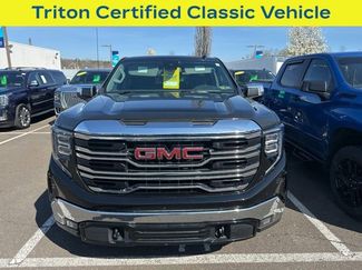 Used 2022 GMC Sierra 1500 SLT w/ SLT Premium Package video 2