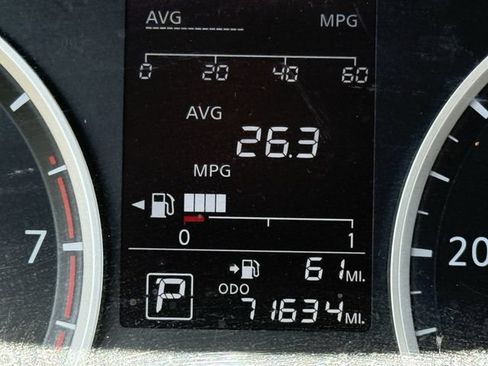 Used 2022 Nissan Versa S FWD image 15