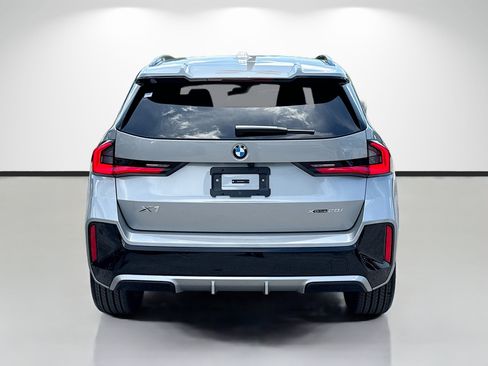 New 2026 BMW X1 xDrive28i w/ Technology Package AWD/4WD image 4