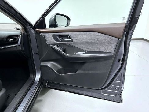 Certified 2023 Nissan Rogue SV AWD/4WD image 16