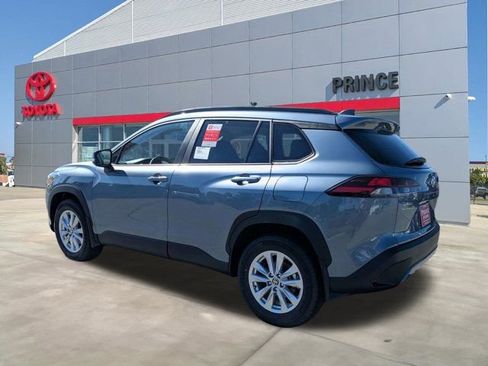 New 2026 Toyota Corolla Cross LE FWD image 6