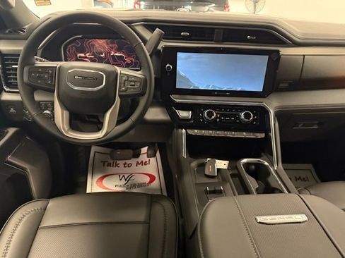 New 2026 GMC Sierra 3500 Denali w/ Denali Reserve Package image 19