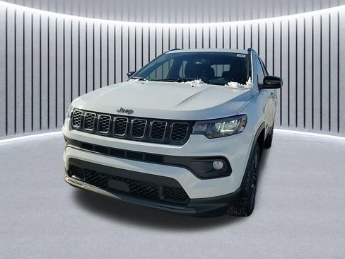 New 2026 Jeep Compass Latitude image 16