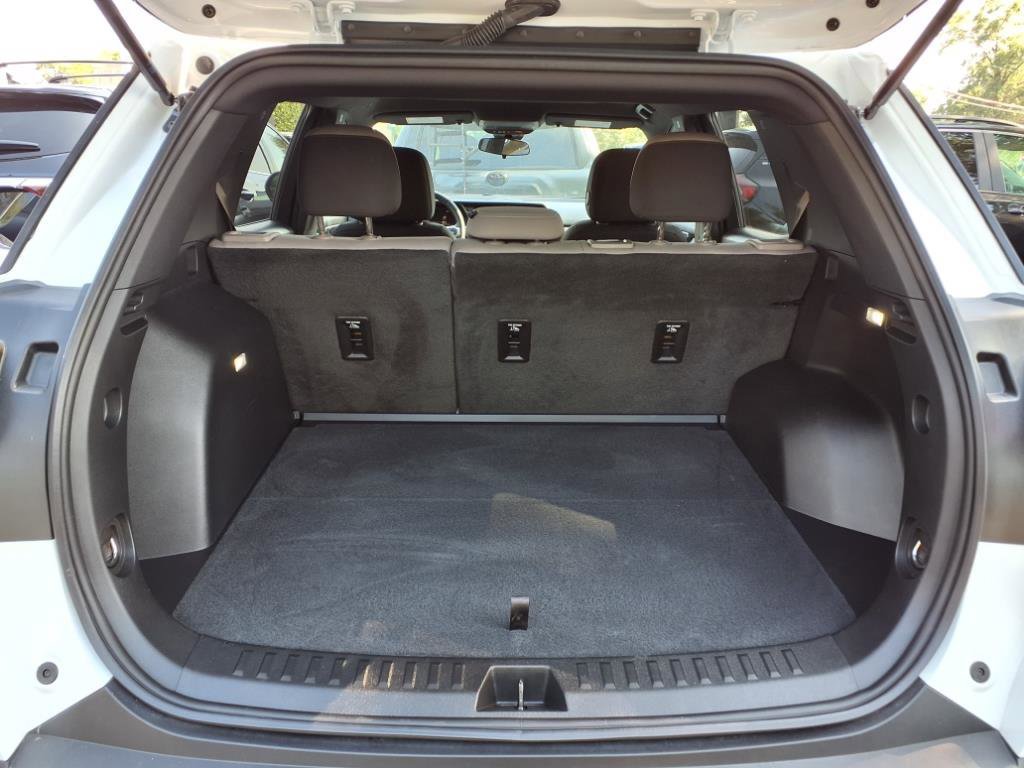 Used 2025 GMC Terrain Elevation AWD/4WD image 20