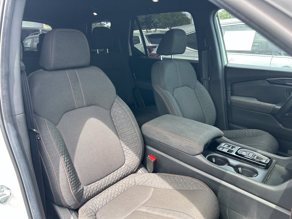 Used 2025 Honda Pilot Sport image 42