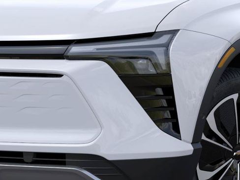 New 2026 Chevrolet Blazer EV LT AWD/4WD image 34