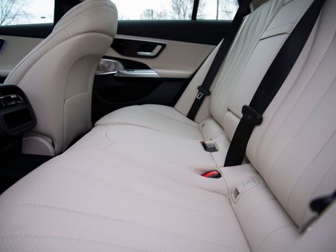 New 2026 Mercedes-Benz E 450 4MATIC All-Terrain Wagon image 13